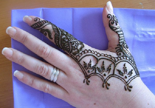 Stylish mehendi design on my mom’s hand