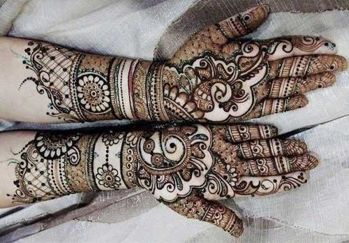 Bharwa Mehendi Design