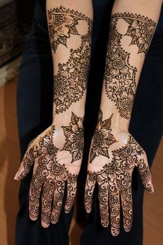 Easy and Quick Mehendi Design