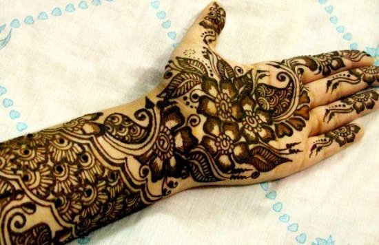 Peacock theme mehendi design