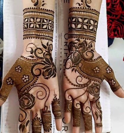 Best Mehendi Design for Karva Chauth