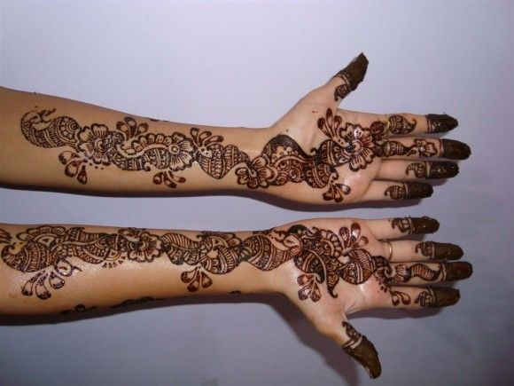 Simple Arabic Mehendi Design
