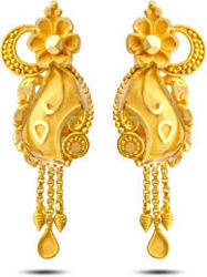 Gold earring