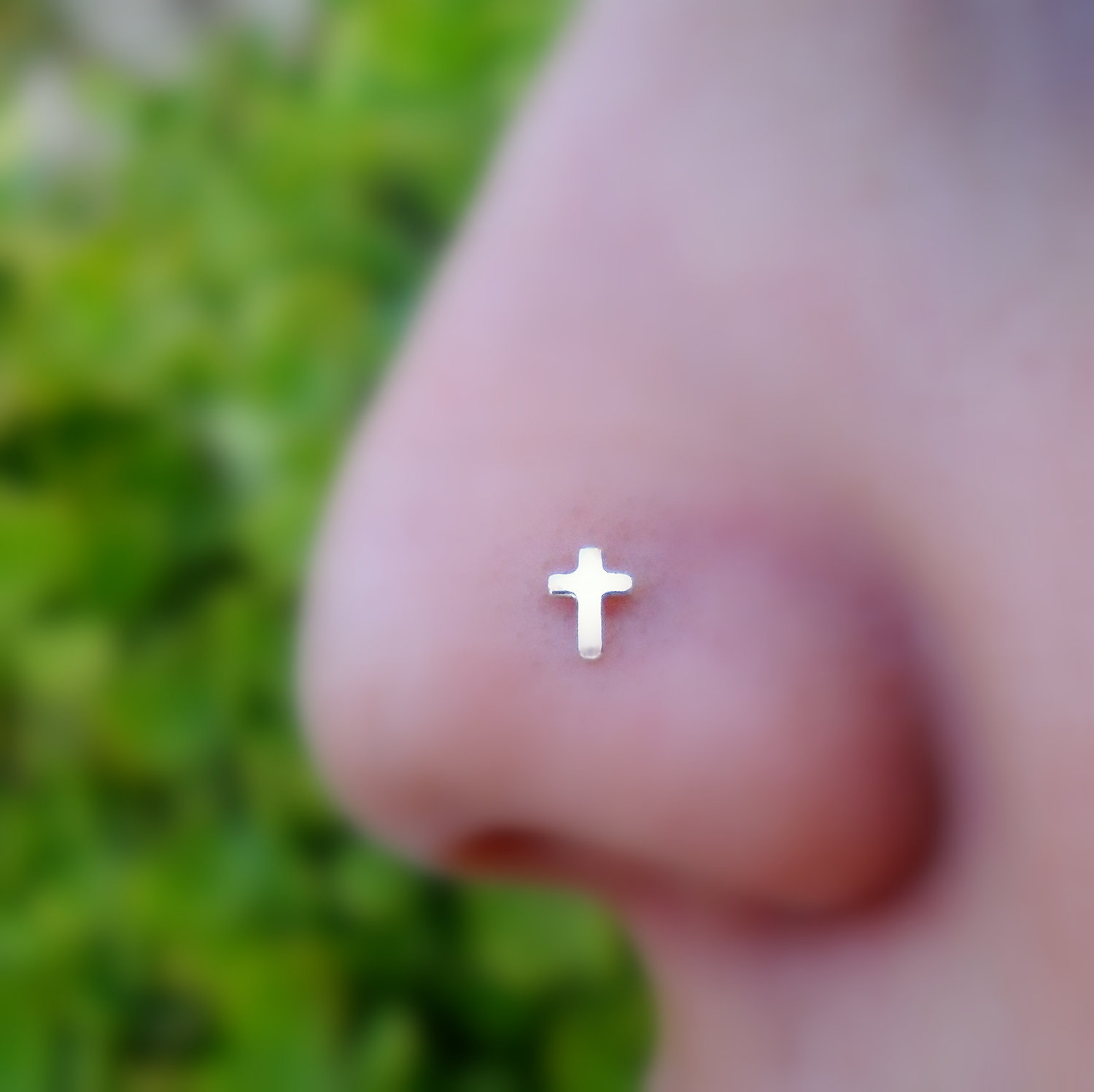 Nose stud
