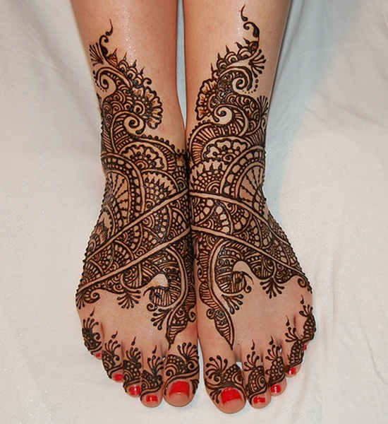 Bridal Mehendi Design for Weddings