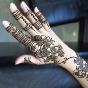 Back Hand Mehendi Design