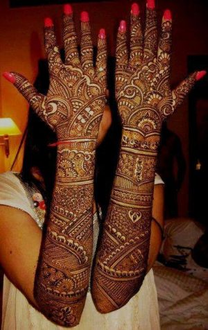 Full Back Mehendi Design