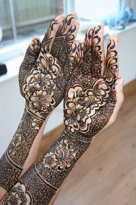 Full hand Mehendi Design
