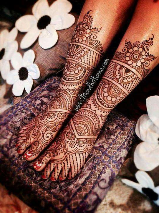 Bridal Mehendi Design for Foot