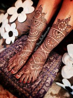 Bridal flowers mehendi design