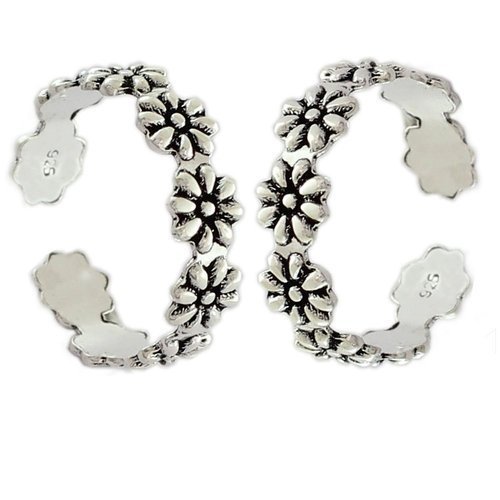 Fancy silver bichiya