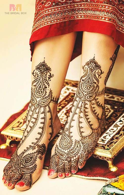 Latest Mehendi Designs for Feet