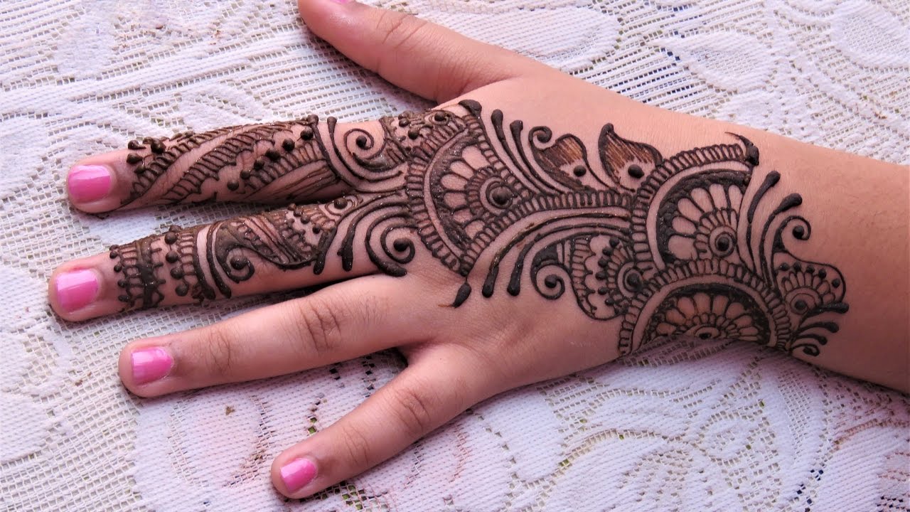 Back Hand Arabic Mehendi Design