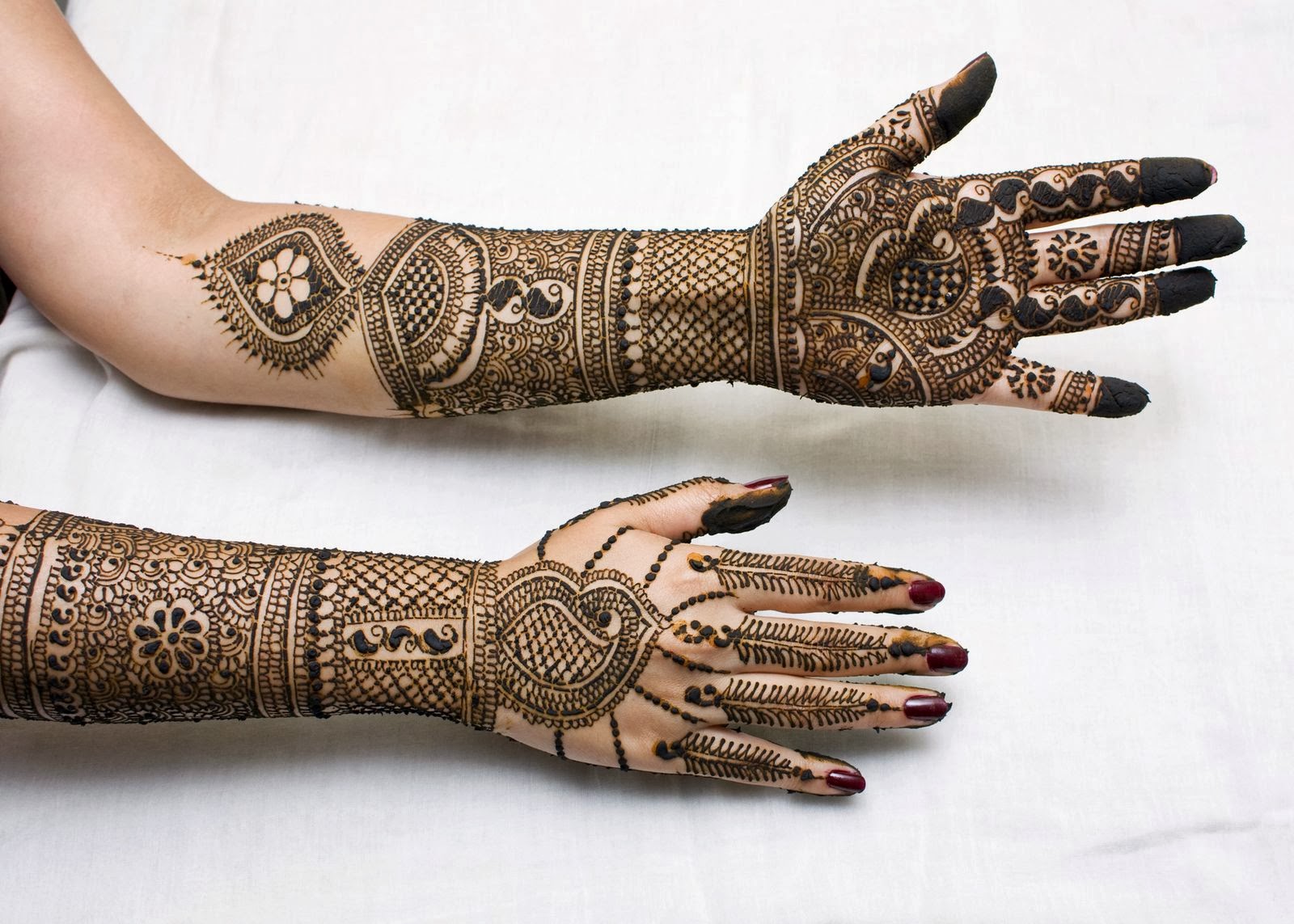 Mehendi Designs for Engagement Party