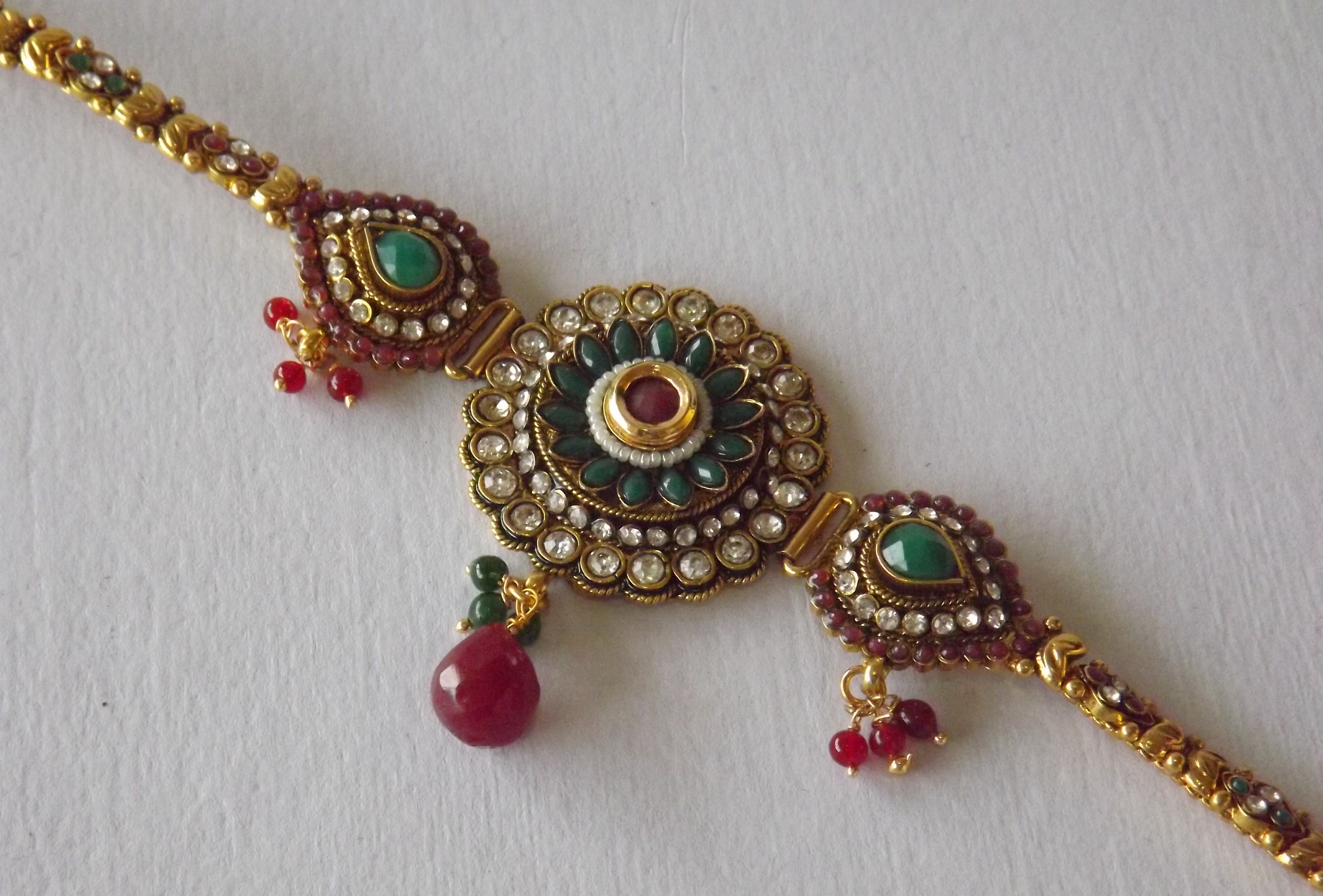 Traditional armlet baajuband