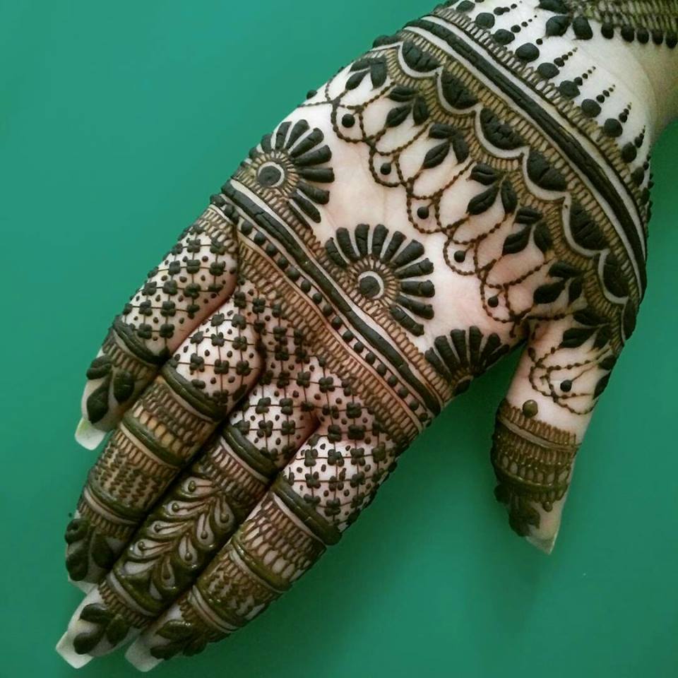Modern look palm mehndi design