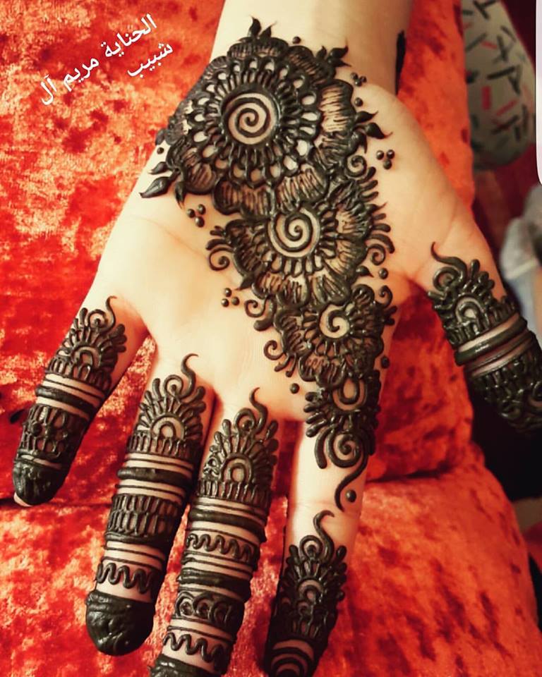 Chinkari mehendi design