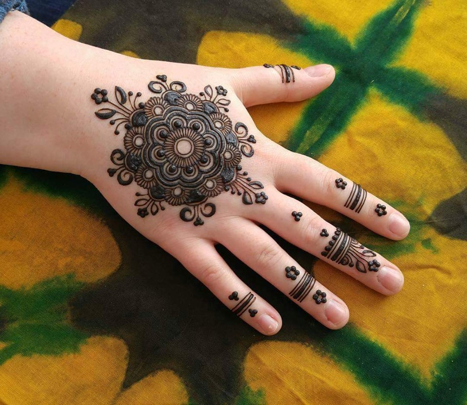 Mishaan cori mehendi design