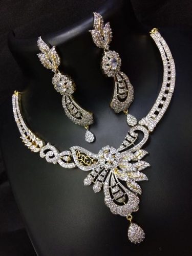 Classic Diamond necklace