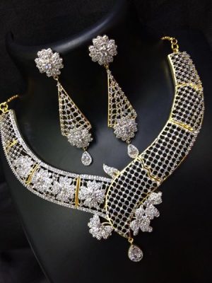 Designer diamond necklace set