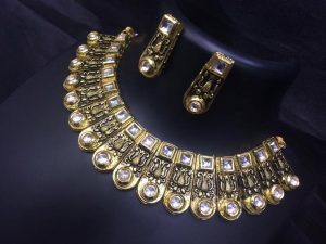 Full neck Diamond studded necklace