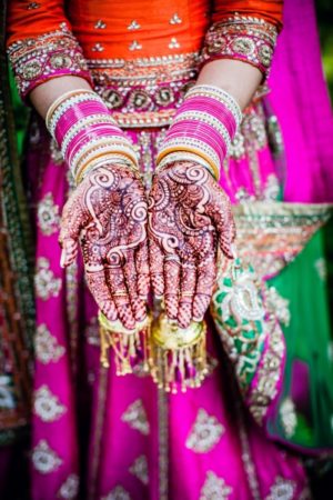 Mahi Style mehendi at house