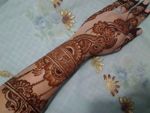 Trendy fulwari style mehendi design