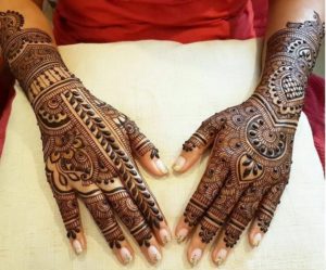 Beautiful palm mehendi design for love