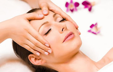 Beauty-parlor-for-ladies-Facial-in-Pune_5