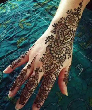 Dark Mehendi design