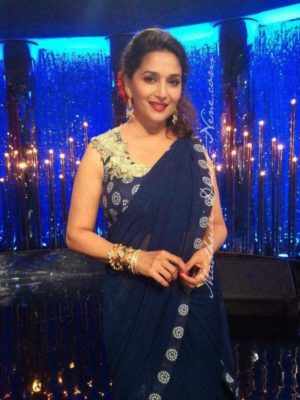 Phulkari style look