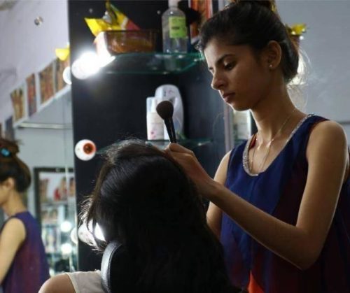 classic-make-up-studio-family-salon-sardarpura-jodhpur-vvpnn