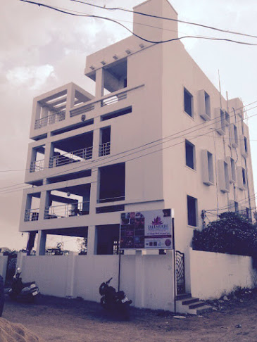 Sreemukhi-Womens-Beauty-World