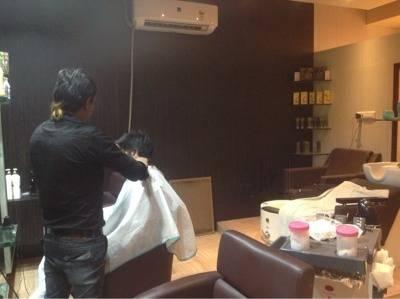 shades-skin-and-hair-care-sikar-ho-sikar-beauty-spas-3qfb257