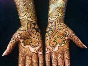Beautiful Full hand mehendi design for Bride
